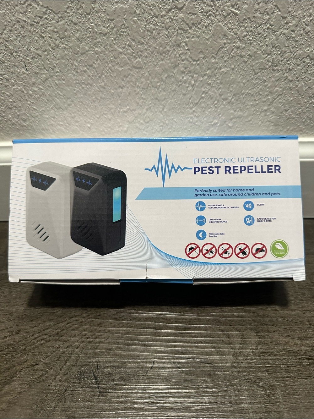 Electronic Ultrasonic Pest Repeller - White